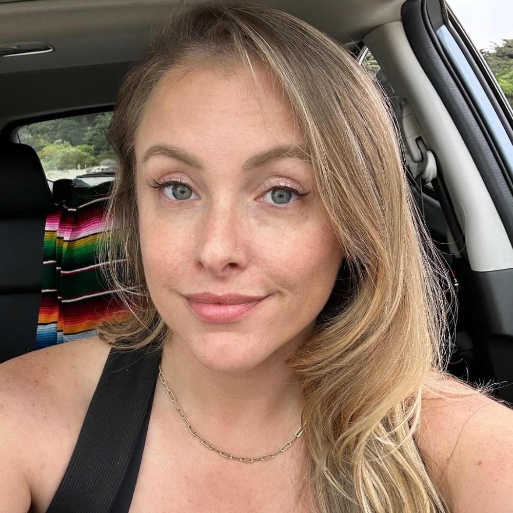 Meet your Posher, Andrea